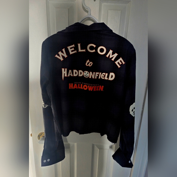 Spirit Halloween Welcome to Haddonfield Michael Myers Horror Plaid Shirt Medium - Picture 8 of 9